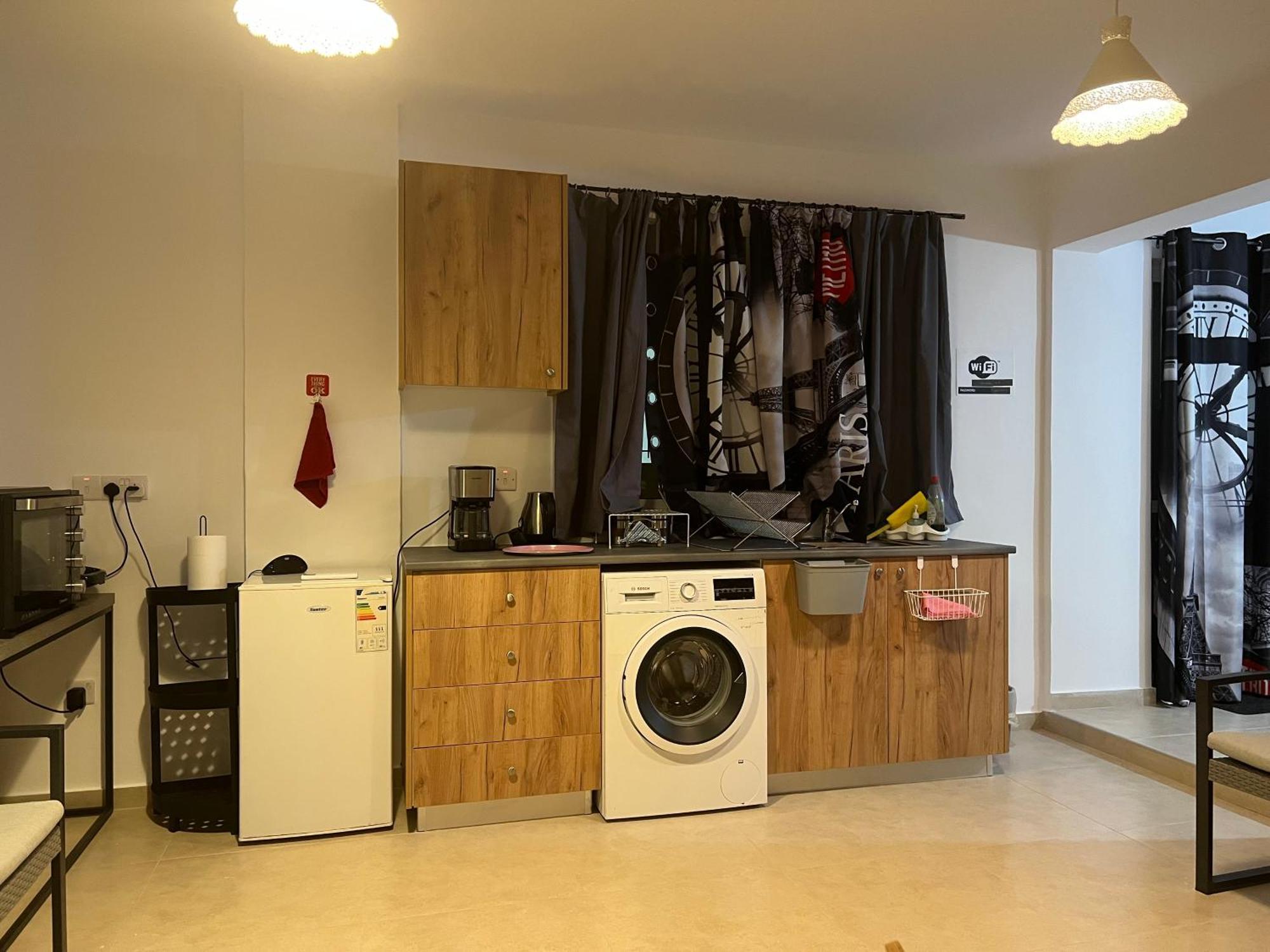 Charalambous Apartment Paphos Eksteriør bilde