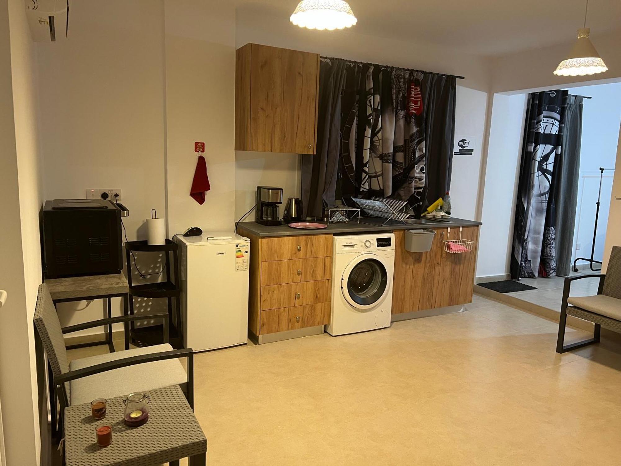 Charalambous Apartment Paphos Eksteriør bilde