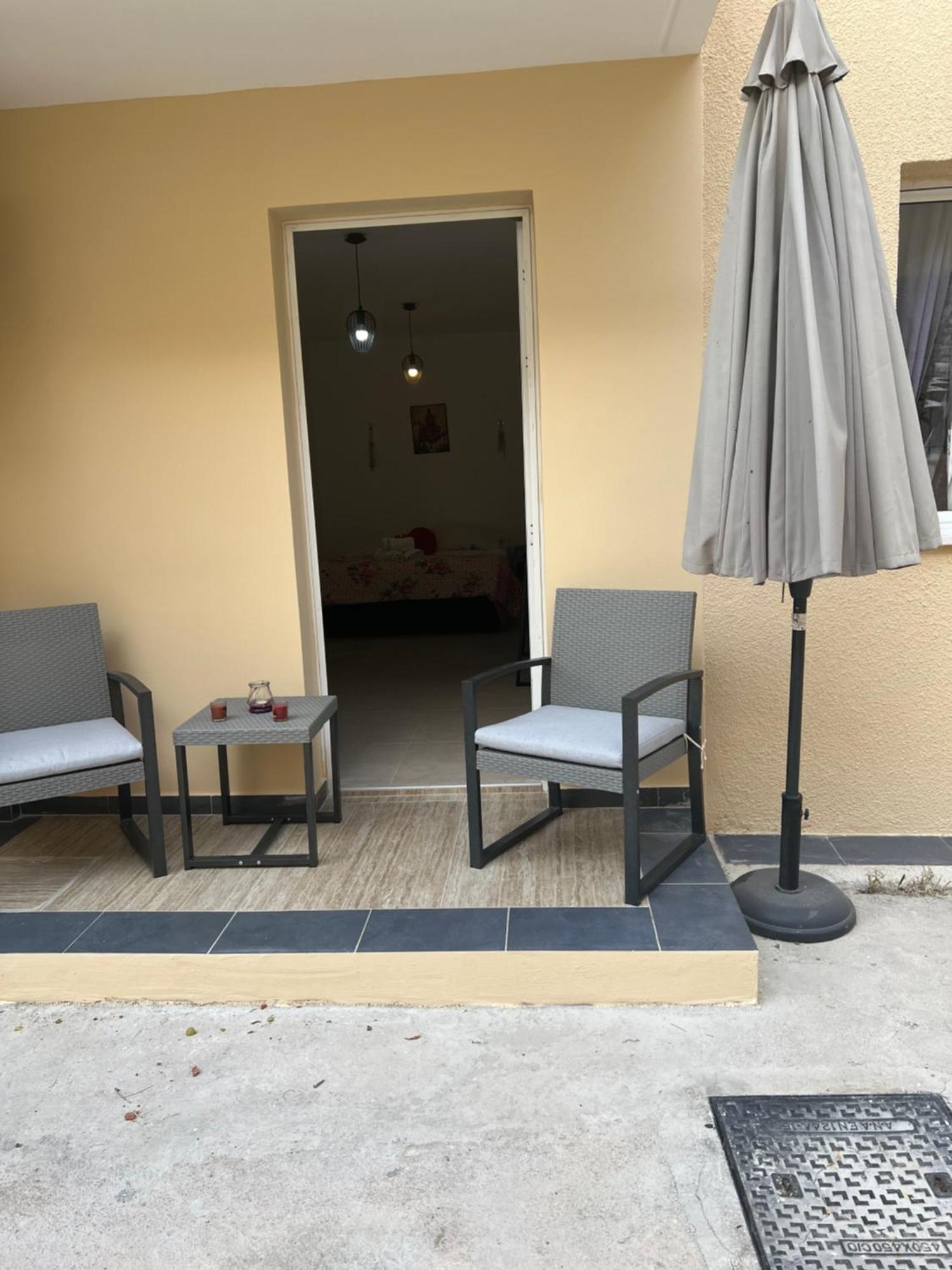 Charalambous Apartment Paphos Eksteriør bilde