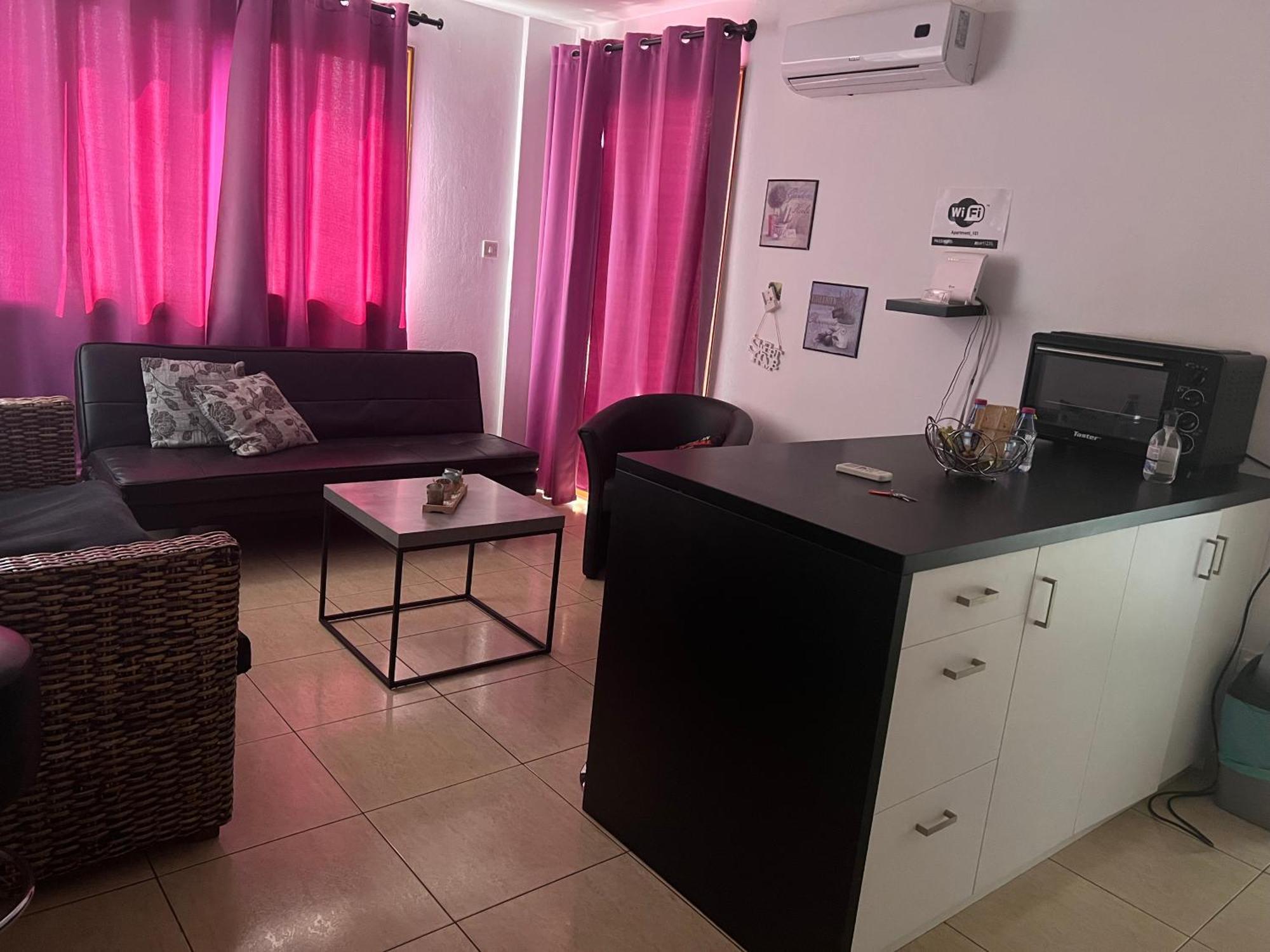 Charalambous Apartment Paphos Eksteriør bilde